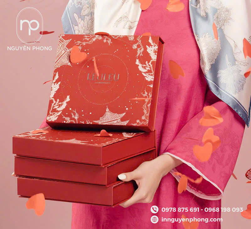 Ép kim làm nổi bật các chi tiết quan trọng